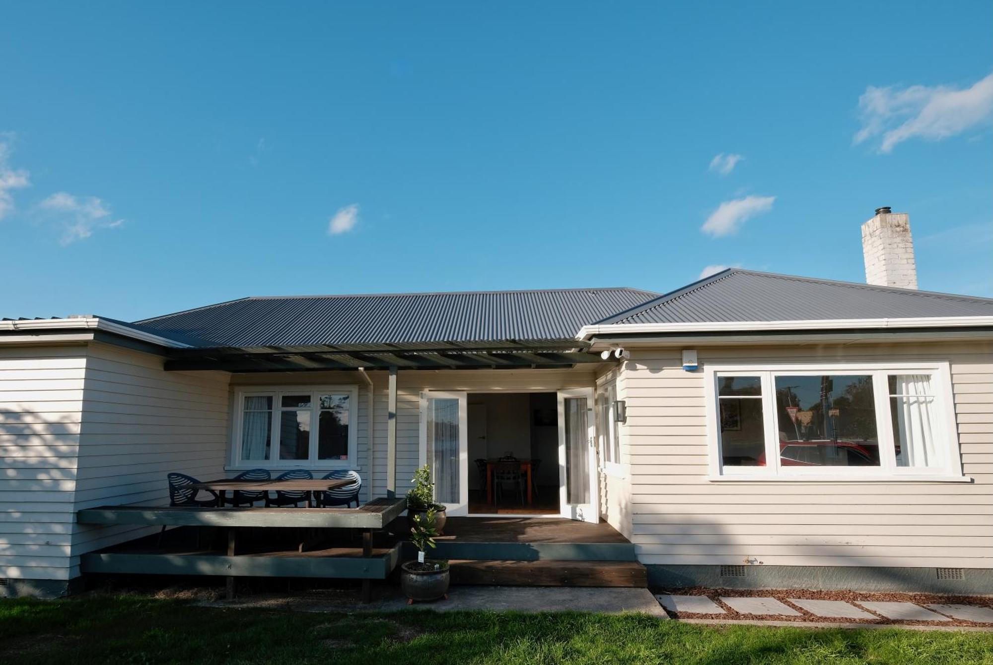 4 Bedroom In Great Location Хамилтън Екстериор снимка